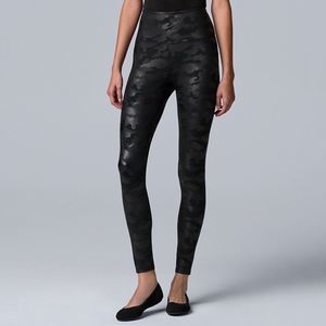 Simply Vera Wang High Waited Faux Leather Leggings sz M BNWT
